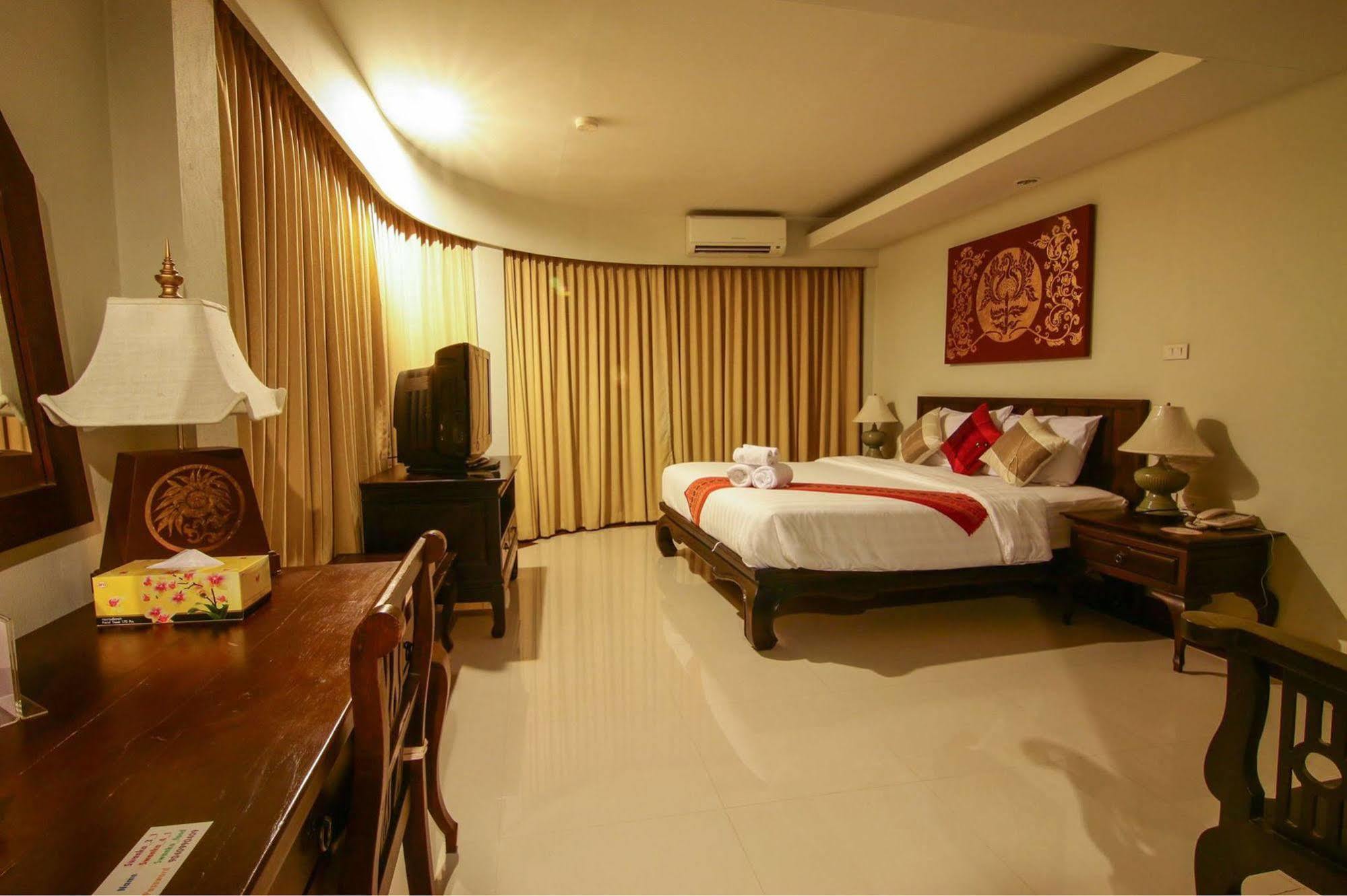 Swankaburi Boutique Hotel Sawankhalok Exterior photo