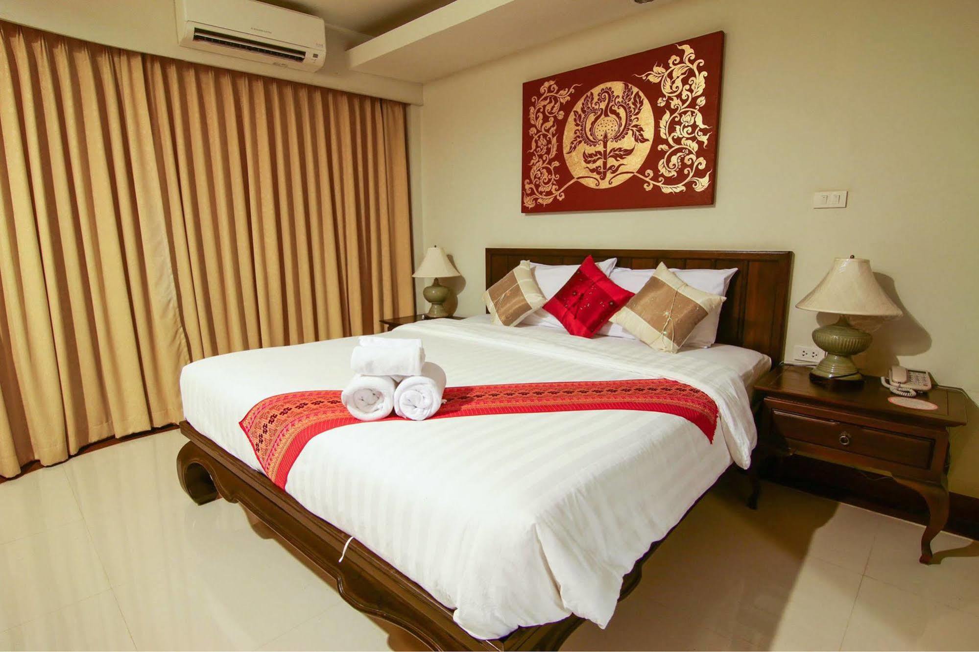 Swankaburi Boutique Hotel Sawankhalok Exterior photo