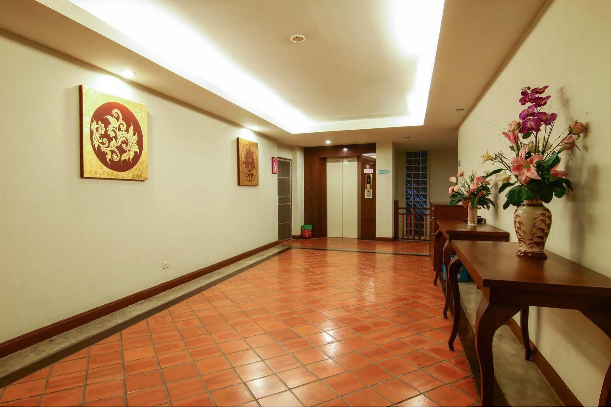 Swankaburi Boutique Hotel Sawankhalok Exterior photo
